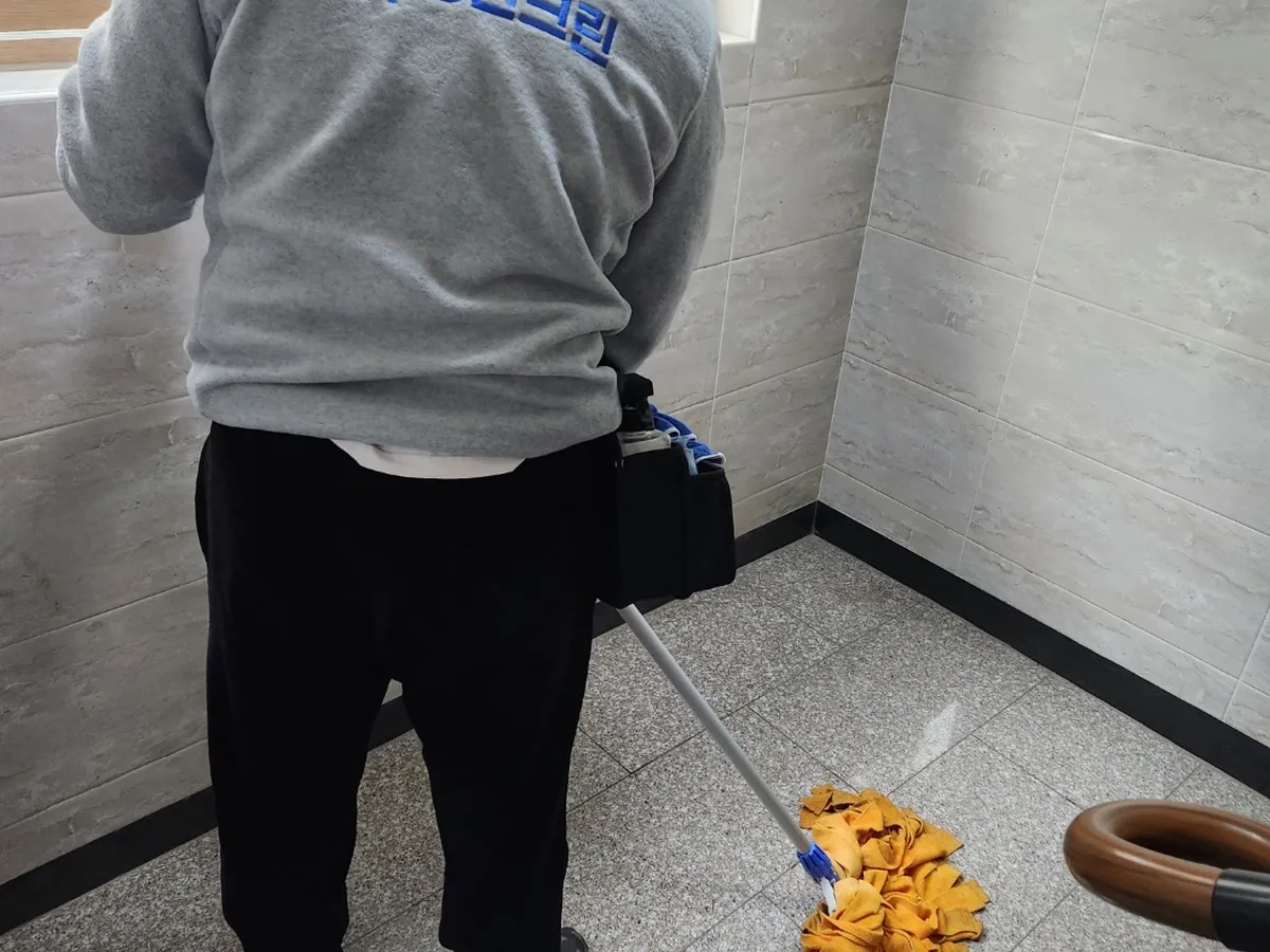 여주시 가남읍 건물 복도·대기 동선 야간 위생청소 사례 - 행진크린